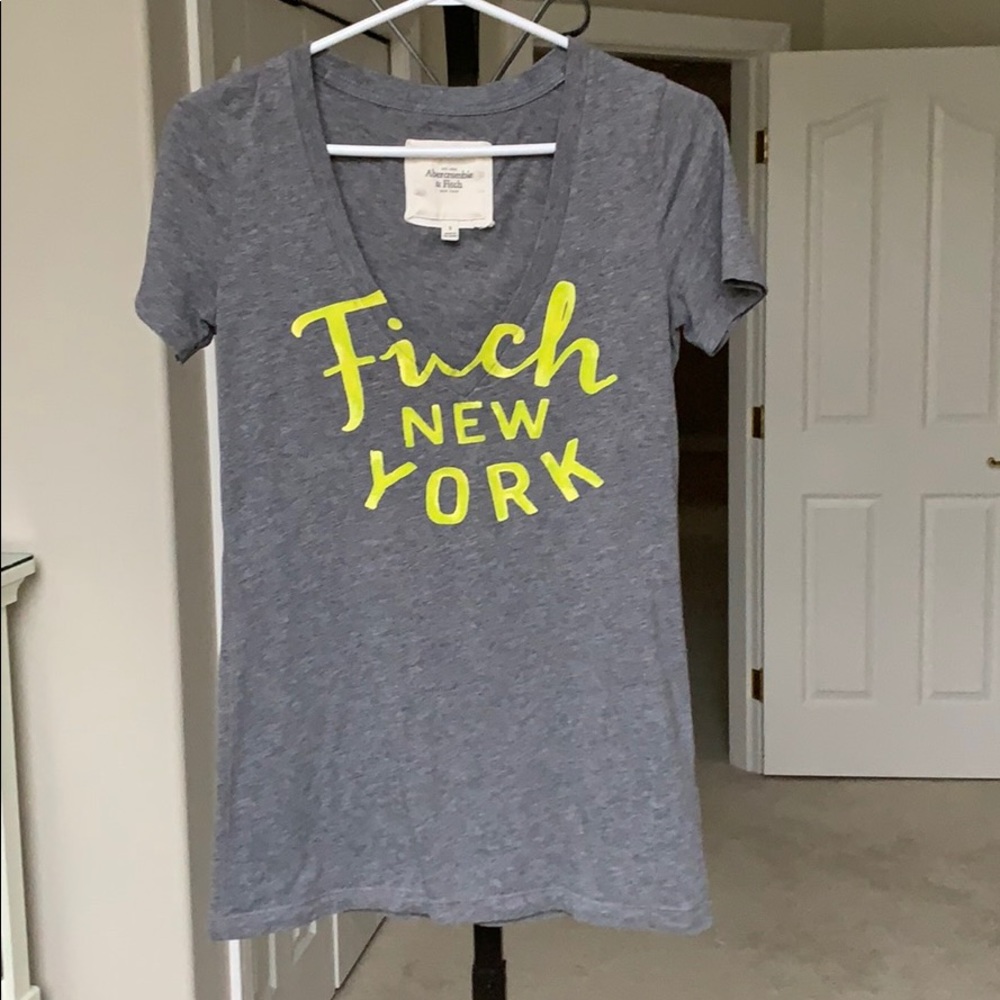 Abercrombie & Fitch T shirt